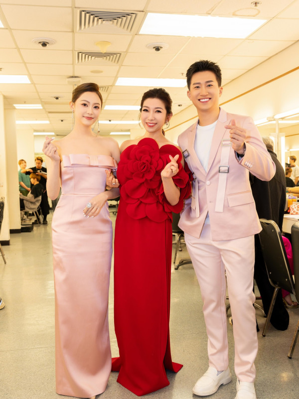 葉蒨文曾展望再度情侶檔做大騷司儀！公然放閃默契滿分被TVB力捧上位