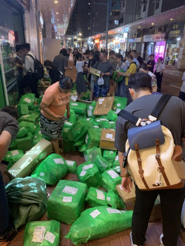 轉數快突然收10萬過數 嚇窒港男「戶口第一次有六位數」  網民提醒咁做隨時被騙