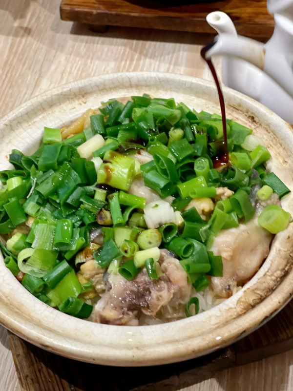 【煲仔飯推介】香港煲仔飯10間必食之選 香脆飯焦／臘味黃鱔飯／左口魚煲仔飯／米芝蓮推介