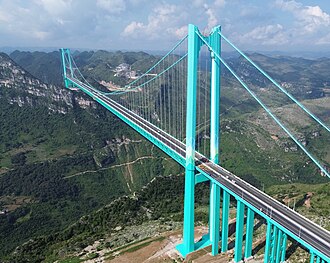 貴州無繩笨豬跳原定周四開放！開幕前夕遭輿論喊停過份恐怖與「墜落」無異 