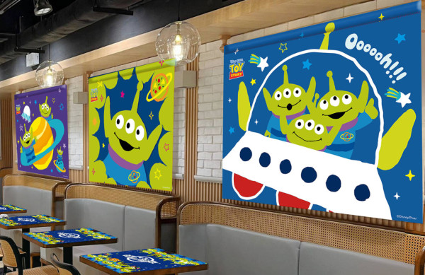 迪士尼三眼仔期間限定店登陸旺角！三眼仔主題甜品⾸次登場/ 超過20款三眼仔精品/ 完成指定條件免費送三眼仔贈品