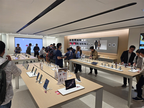 華為九龍灣全新體驗店開幕 Pura 70、FreeBuds 6i 限量半價開搶