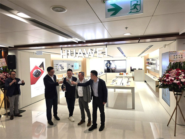 華為九龍灣全新體驗店開幕 Pura 70、FreeBuds 6i 限量半價開搶