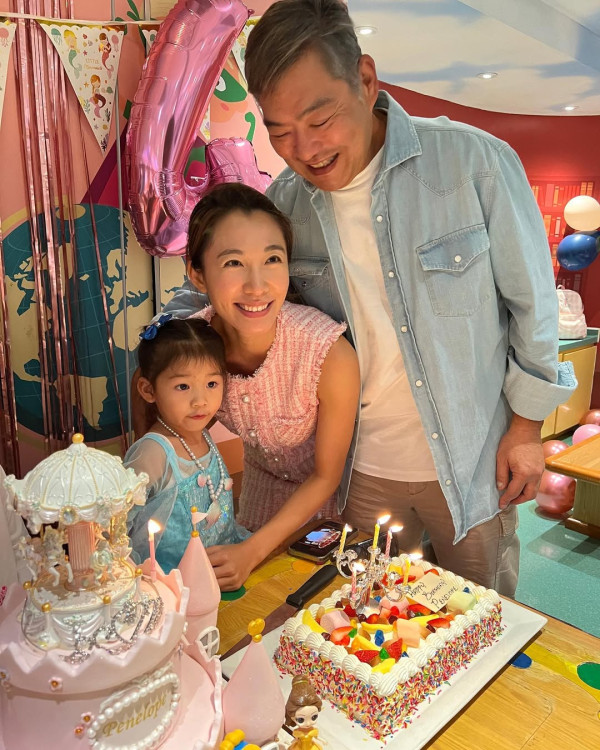 38歲前港姐仔女「神級」幼稚園驚人學費曝光 嫁大25年百億老公榮升豪門少奶奶