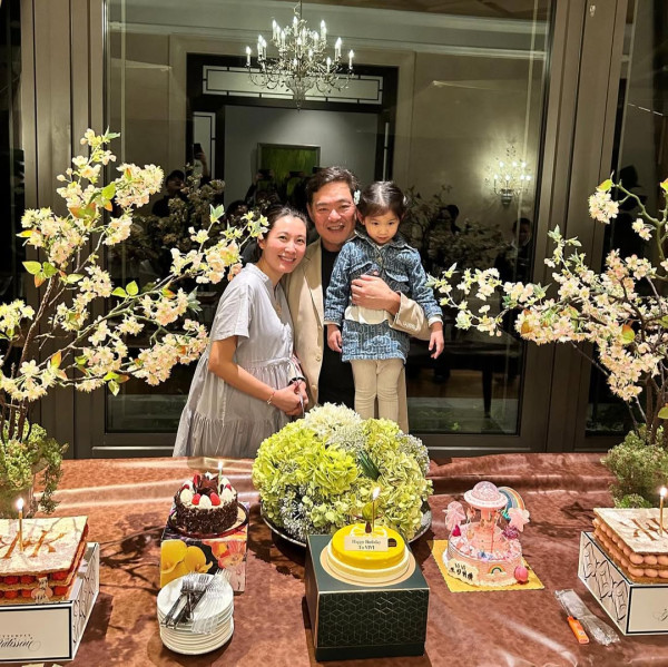 38歲前港姐仔女「神級」幼稚園驚人學費曝光 嫁大25年百億老公榮升豪門少奶奶