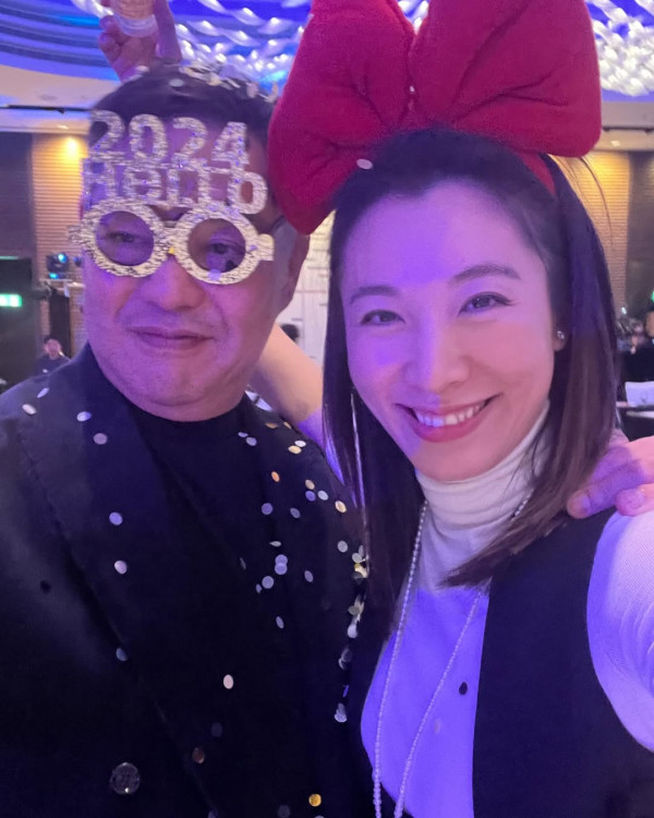 38歲前港姐仔女「神級」幼稚園驚人學費曝光 嫁大25年百億老公榮升豪門少奶奶