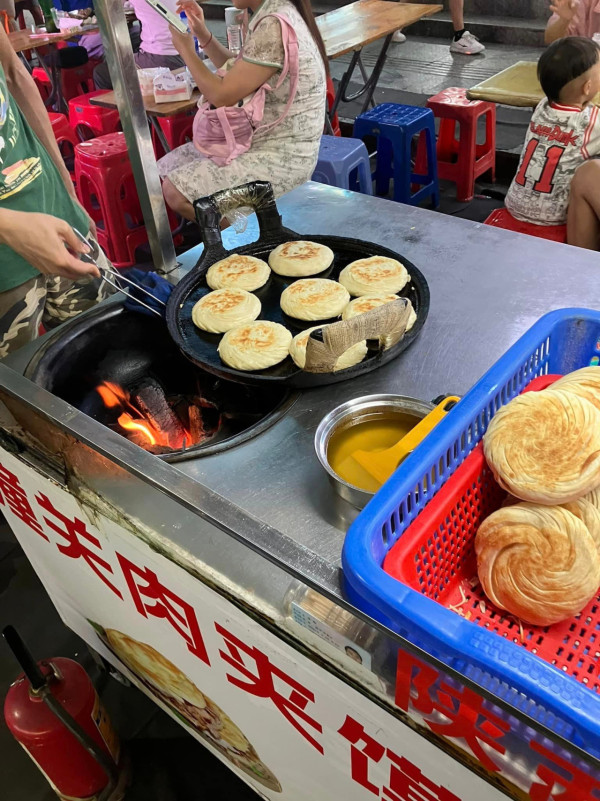 港人讚深圳夜市「正過台灣士林」？網民列3大致命缺點力勸：咪盲撐！