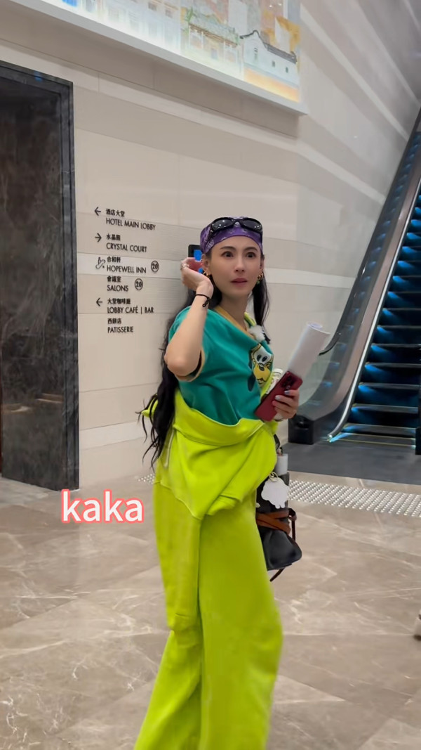 張栢芝驚見粉絲等足幾個鐘只見一面 私下舉動曝光真實人品惹狂讚：抵佢咁受歡迎