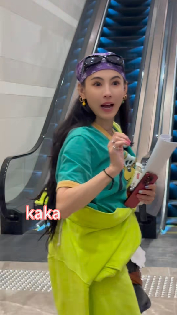 張栢芝驚見粉絲等足幾個鐘只見一面 私下舉動曝光真實人品惹狂讚：抵佢咁受歡迎