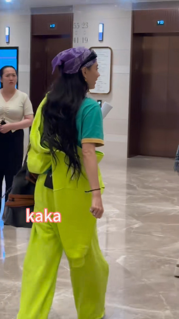 張栢芝驚見粉絲等足幾個鐘只見一面 私下舉動曝光真實人品惹狂讚：抵佢咁受歡迎