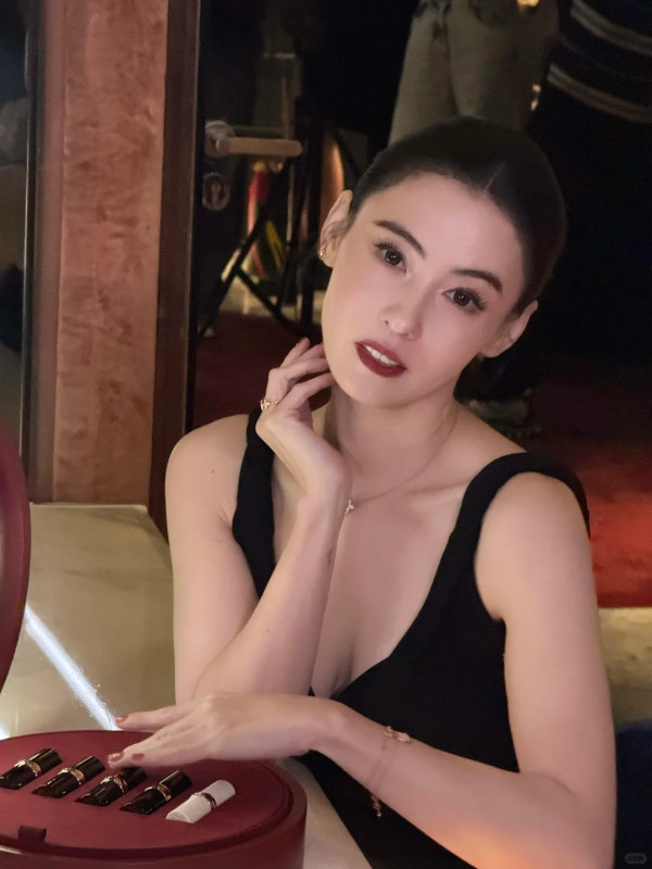 張栢芝驚見粉絲等足幾個鐘只見一面 私下舉動曝光真實人品惹狂讚：抵佢咁受歡迎