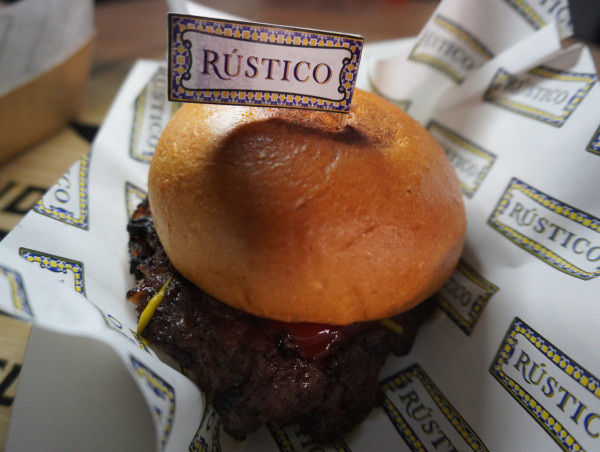 Wine & Dine2025｜記者現場直擊逾12大必食推介! 匯聚過千款環球美酒及米芝蓮美食! 品味通行證優惠／入場門票／開放時間