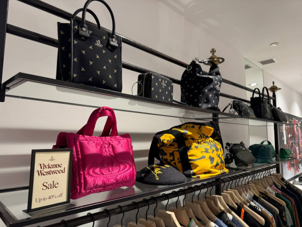 東涌開倉|東薈城名店倉名牌開倉2折起 低至$500入手Vivienne Westwood/Tory Burch/Chloé!