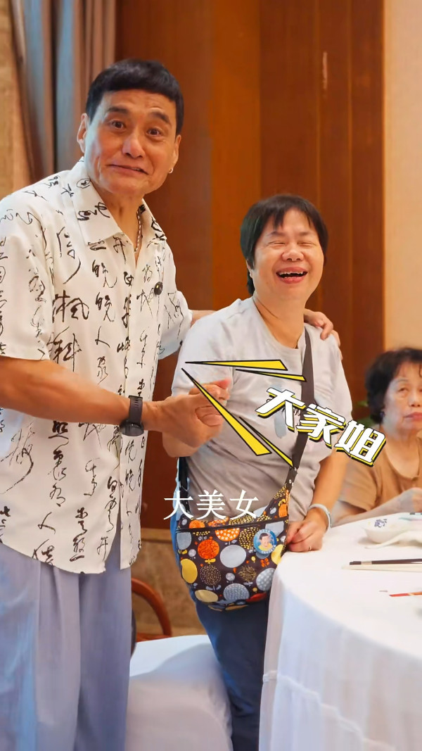 前TVB御用奸人轉行做領隊帶旅行團？ 近年定居內地曾自爆月入呢個數 