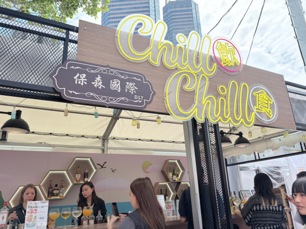 葵涌美食嘉年華2025｜ 記者直擊十大必食之選！$10榴槤千層蛋糕/$20和牛粒/佛跳牆/開心果香蕉餅