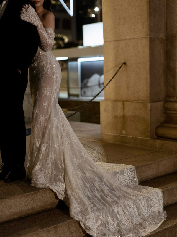 前TVB新聞女神梁凱寧性感婚紗照晒誘人曲線 33歲生日宣布封盤榮升準人妻!