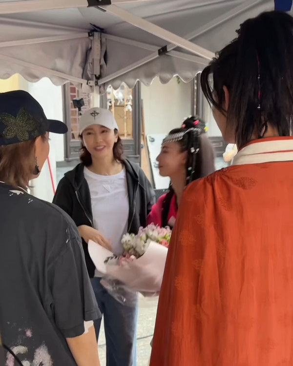 百億視后退出娛樂圈多年突然重返TVB 因一事激罕現身電視城惹復出疑雲？