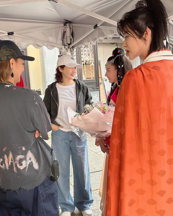 百億視后退出娛樂圈多年突然重返TVB 因一事激罕現身電視城惹復出疑雲？