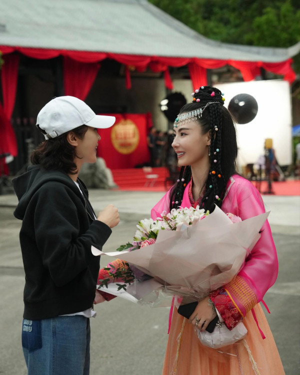 百億視后退出娛樂圈多年突然重返TVB 因一事激罕現身電視城惹復出疑雲?