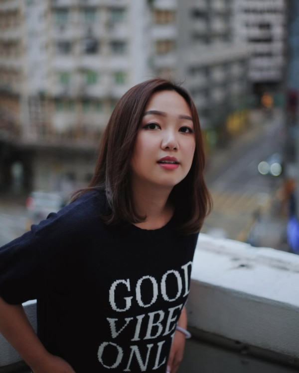 妹姐盧頌恩親爆有拍拖10年圈外男友！罕有剖白感情事坦言已過恨嫁階段