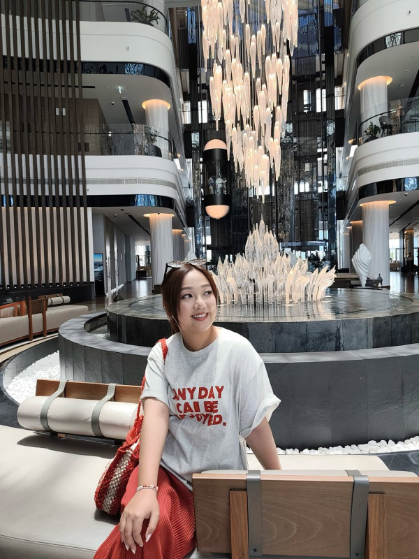 妹姐盧頌恩親爆有拍拖10年圈外男友！罕有剖白感情事坦言已過恨嫁階段