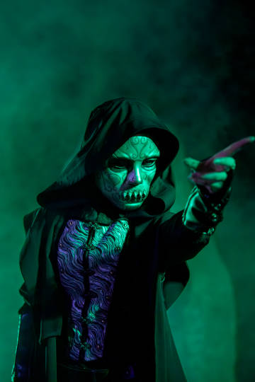 北京環球影城萬聖節4大驚嚇鬼屋挑戰膽量 食死徒突襲活米村+狂歡電音派對