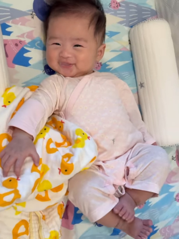 前TVB小花離巢後神隱兩年驚爆生B 無預警報喜IG晒一家三口抱B照