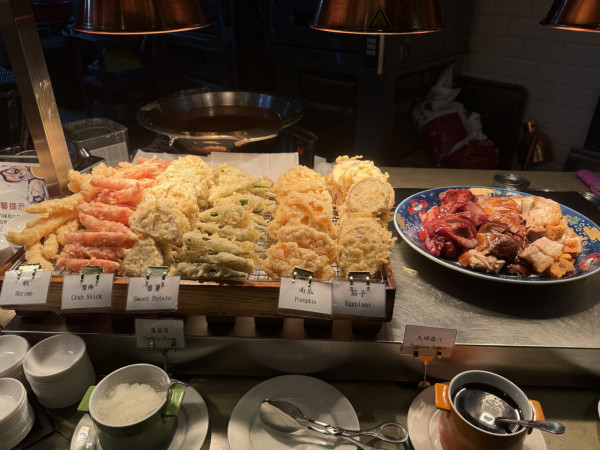 銅鑼灣Mr.Steak自助餐$111起/位  任食雪花蟹腳/生蠔/美國燒牛肉/煎鴨肝！現場直擊有咩食