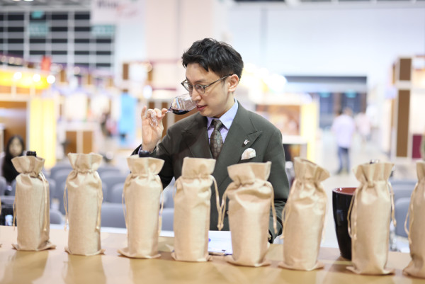 【香港國際美酒展 2025】11月8日公眾日|試飲環球美酒 參加品酒大師班、品鑑師講座