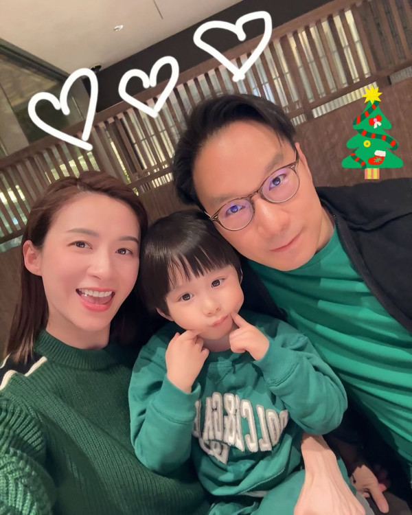 43歲索爆女藝人否認已退出娛樂圈 離巢7年榮升幸福媽媽罕有公開露面