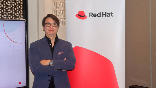 國際科技貿易戰如火如荼 開源系統為企業帶來一線曙光