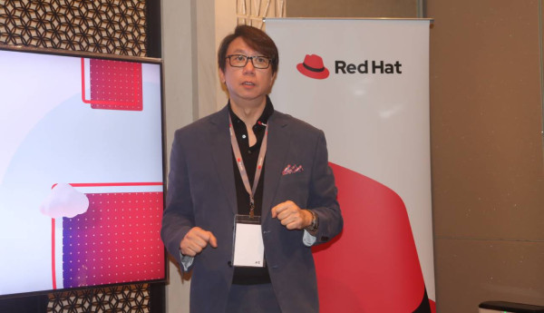 國際科技貿易戰如火如荼 開源系統為企業帶來一線曙光