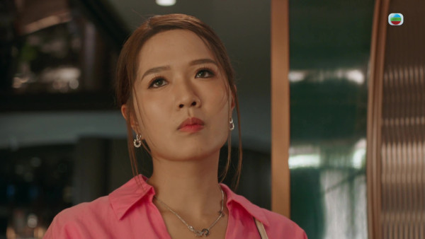 金式森林丨梁敏巧拍劇6年首次演有名字角色 客串「八婆網紅」白鴿眼超搶戲