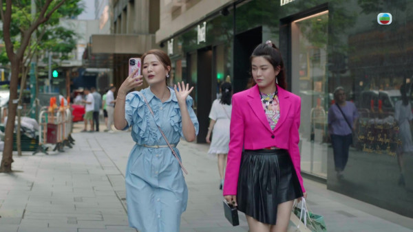 金式森林丨梁敏巧拍劇6年首次演有名字角色 客串「八婆網紅」白鴿眼超搶戲