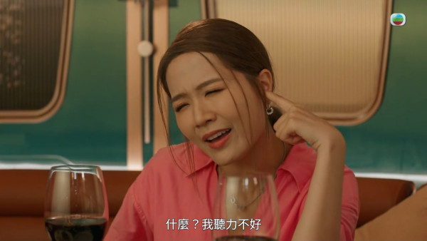 金式森林丨梁敏巧拍劇6年首次演有名字角色 客串「八婆網紅」白鴿眼超搶戲