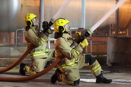 不只紅色！香港四種顏色消防栓的真正用途