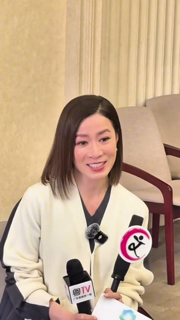 許紹雄離世|佘詩曼強忍悲痛承諾照顧契爺家人 淚訴:我很想你,但我不會再哭了