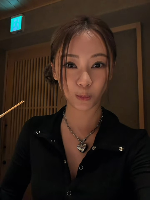 葉蒨文GM日本拍拖旅行被發現分床瞓 熱戀期愛得高調曝6字回應耐人尋味