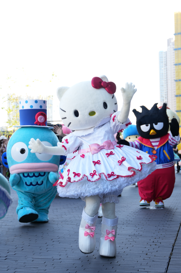 Hello Kitty生日落區送蘋果肉桂撻!達成一條件美心分店免費換小食!