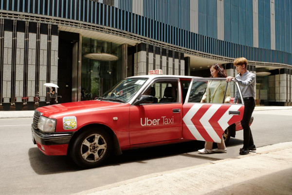法例大過天定惡人先告狀？港媽帶小朋友誤 Call Uber 私家車 遭司機用粗口辱罵全過程曝光