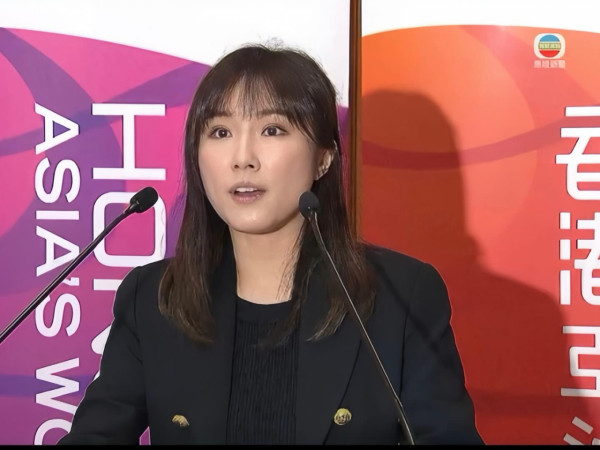 前港姐冠軍加入撲滅罪行委員會見傳媒 8億闊太淡出娛圈逾10年身兼多職