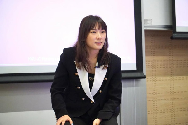 前港姐冠軍加入撲滅罪行委員會見傳媒 8億闊太淡出娛圈逾10年身兼多職