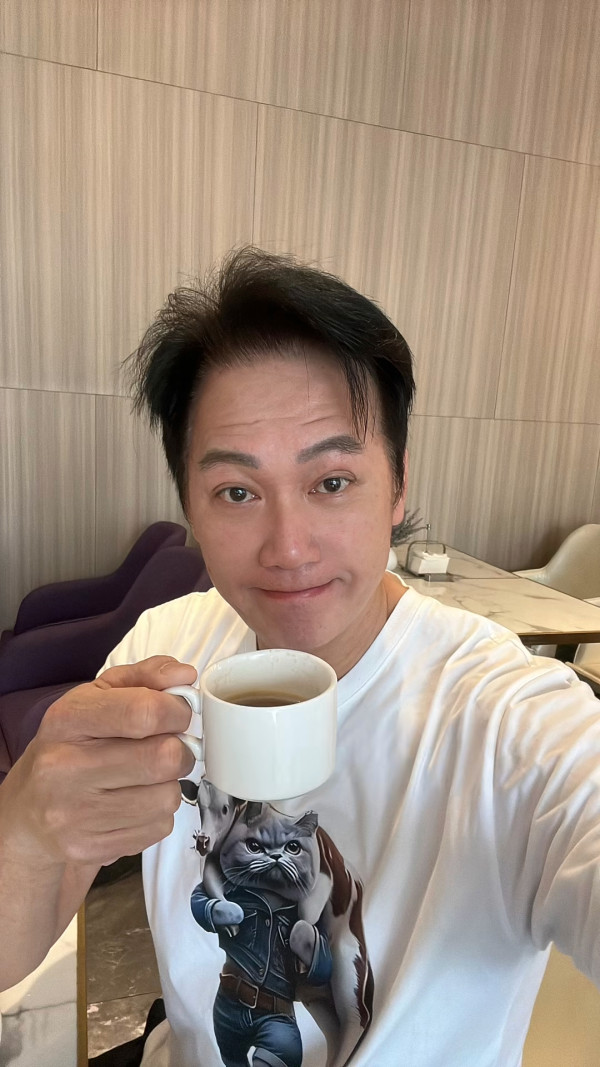 前亞視小生甄志強上海離世終年59歲  太太方心媛發訃文證實死訊