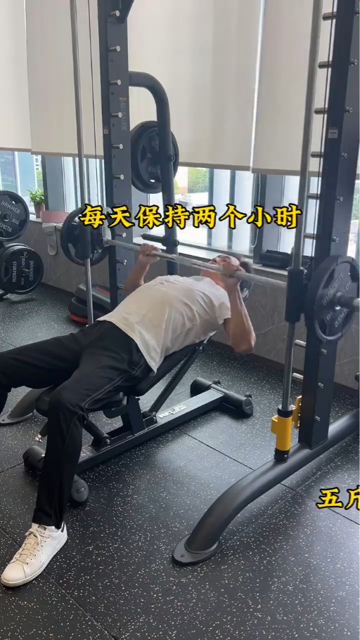 甄志強離世|甄志強生前最後身影曝光 5月曾急病入院插喉吊鹽水面容憔悴