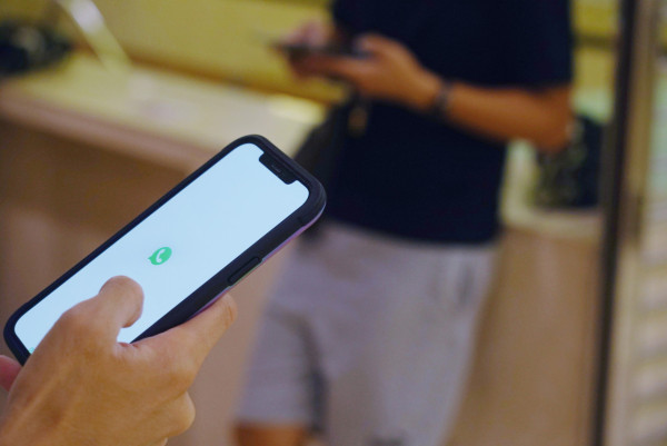 同事email英文睇到滴晒汗 「To Whom It May Concern」正確用法又係點？ 10大QA解答你疑問