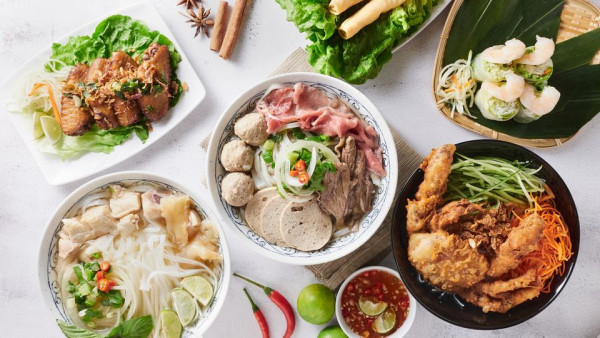 (圖片來源︰FB@火五越式牛肉粉專門店 Pho 5)