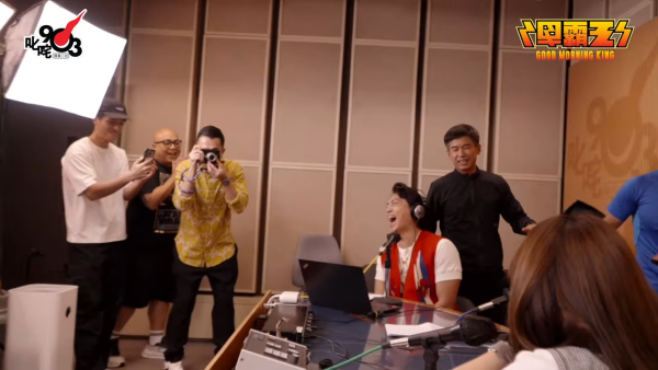 早霸王停播|小儀收偶像林海峰畫作淚灑直播室 最後一集哽咽多謝拍檔森美