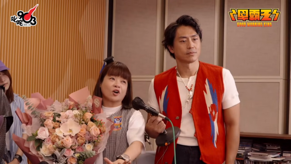 早霸王停播|小儀收偶像林海峰畫作淚灑直播室 最後一集哽咽多謝拍檔森美