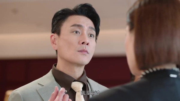 新聞女王2|首條官方宣傳片曝光佘詩曼強勢回歸 16字對白霸氣KO黃宗澤盡顯視后功架