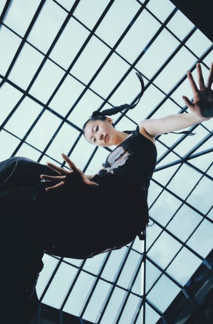 陳奕迅女兒陳康堤IG宣布與混血男友分手!月頭生日曾高調慶生放閃